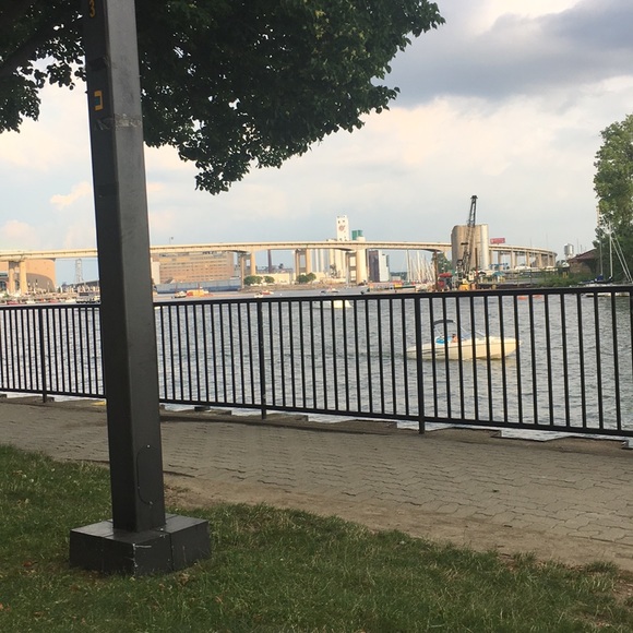 Meet your Posher, Joy - Picture 1 of 1